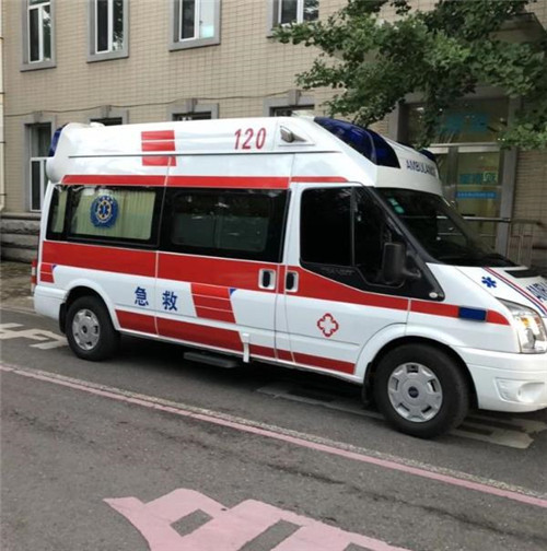 兰陵选择我们的救护车出租,开启安心转院之旅